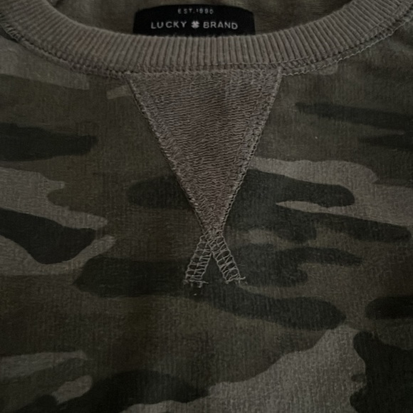 Lucky Brand Camoflauge Long Sleeve Top PXS - Picture 4 of 5